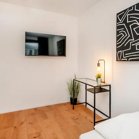 Kurzzeitglueck 24 H Self Check-in Mh03 * Mülheim an der Ruhr