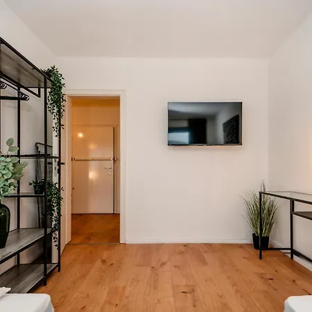 Kurzzeitglueck 24 H Self Check-in Mh03 * Mülheim an der Ruhr